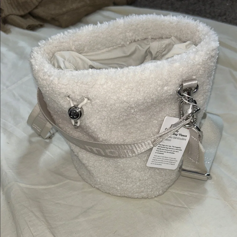 lululemon athletica White Crossbody Bag - Picture 2 of 7